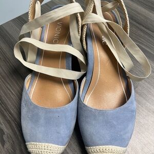Vionic Women's Blue Espadrille Shoes size 10